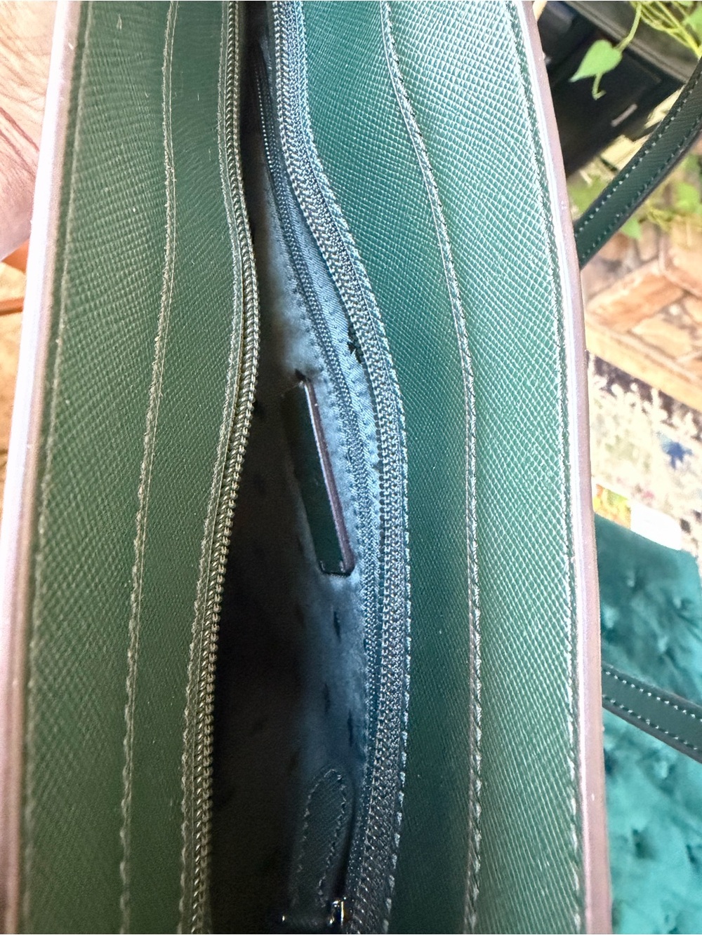 Kate Spade New York Brynn Olive and White Floral Bow Tote - Picture 7 of 12